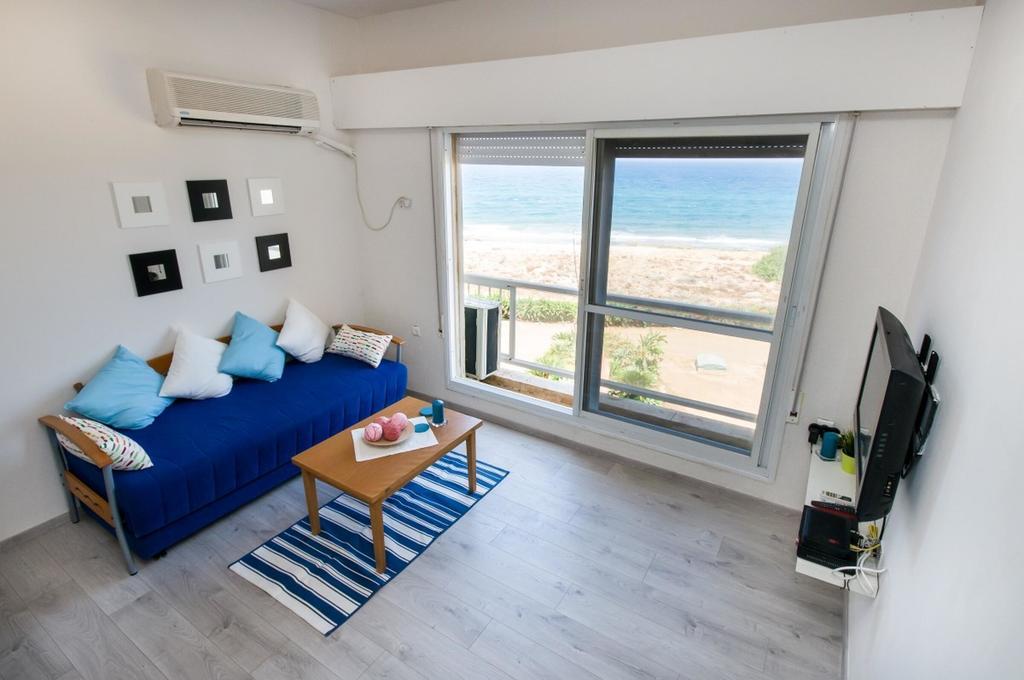 Ha-Aliya Sea View Apartment Nahariya Exterior photo