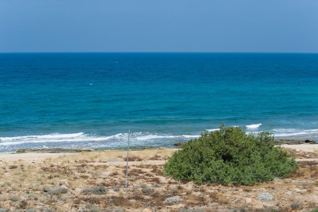 Ha-Aliya Sea View Apartment Nahariya Exterior photo