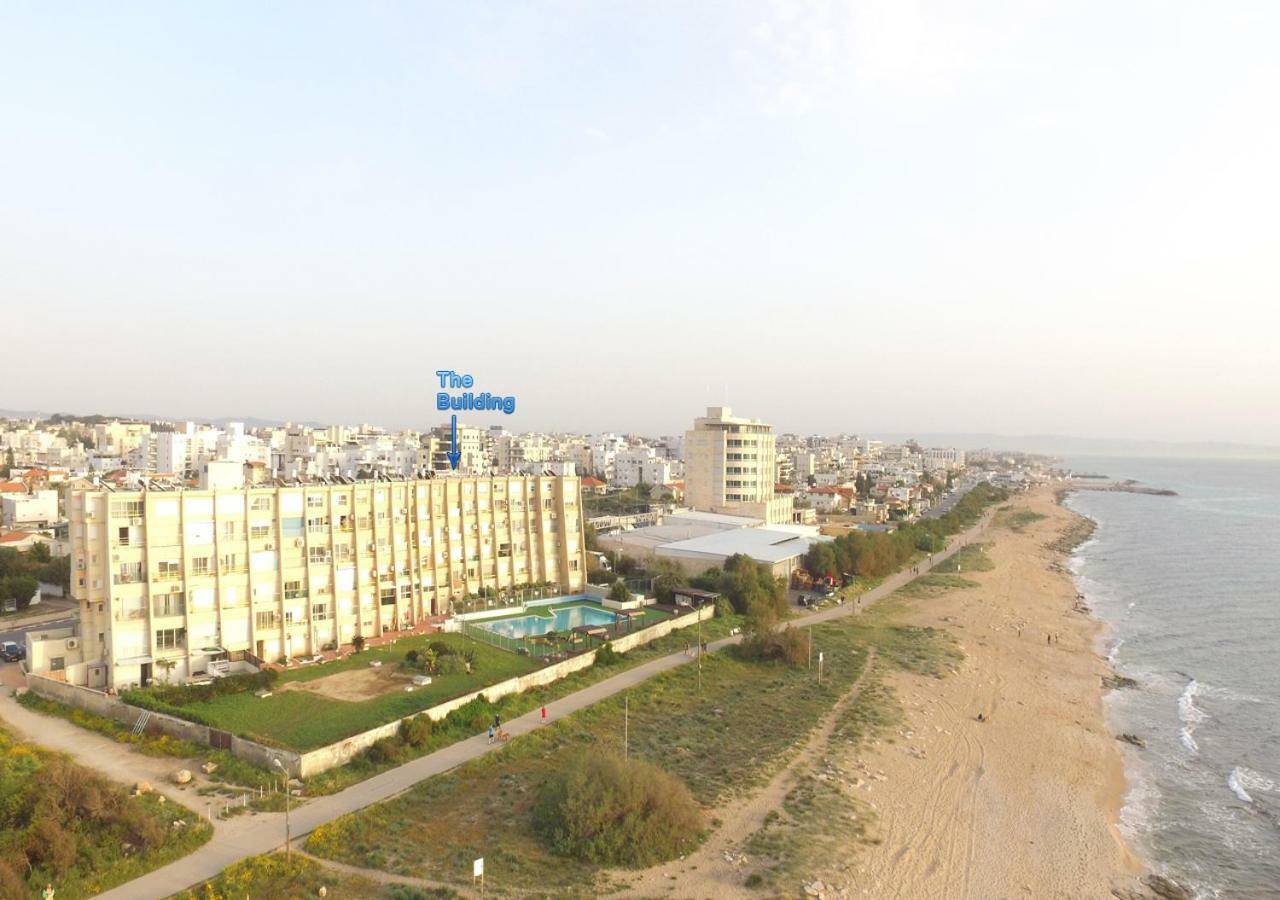 Ha-Aliya Sea View Apartment Nahariya Exterior photo